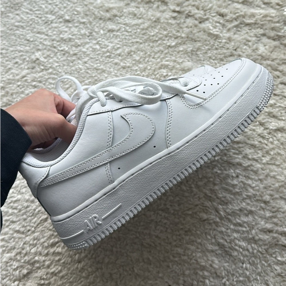NEW | Nike Air Force 1 (Y6.5/W8/M6.5)